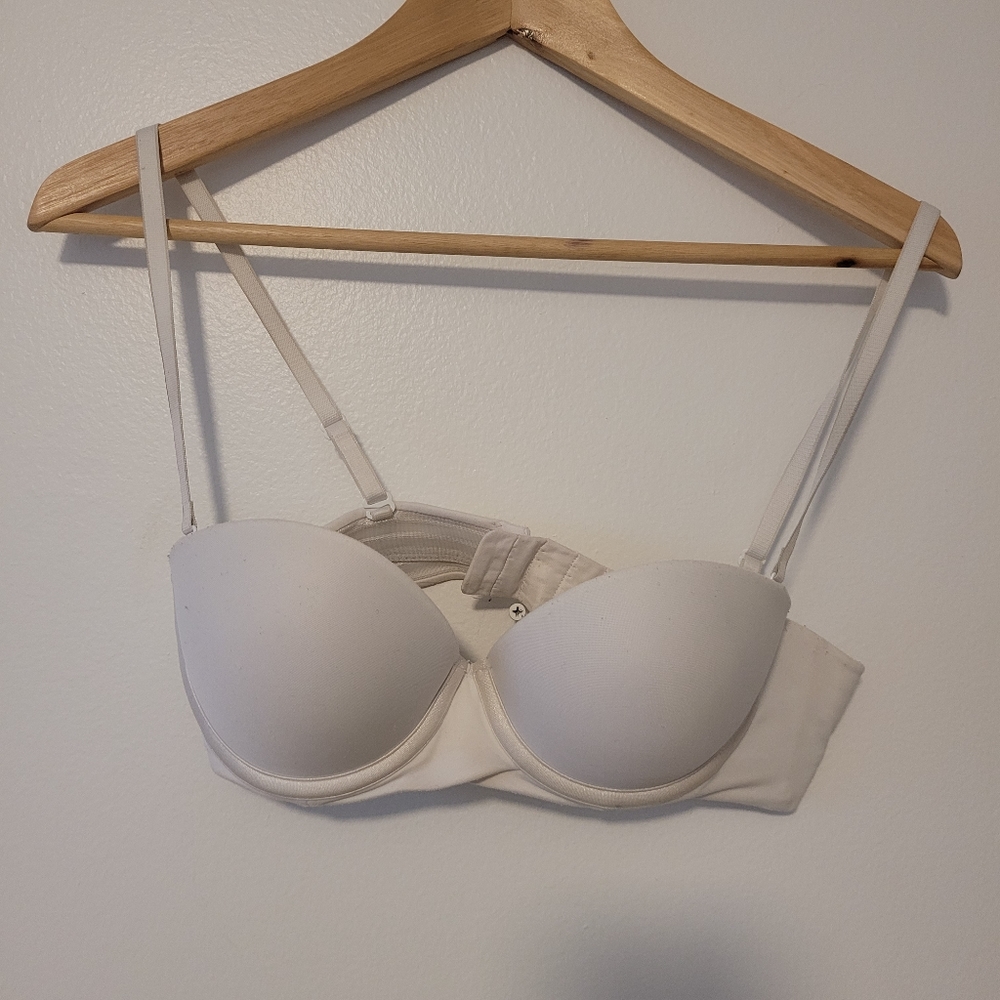 LEONISA PUSH UP WHITE BRA
